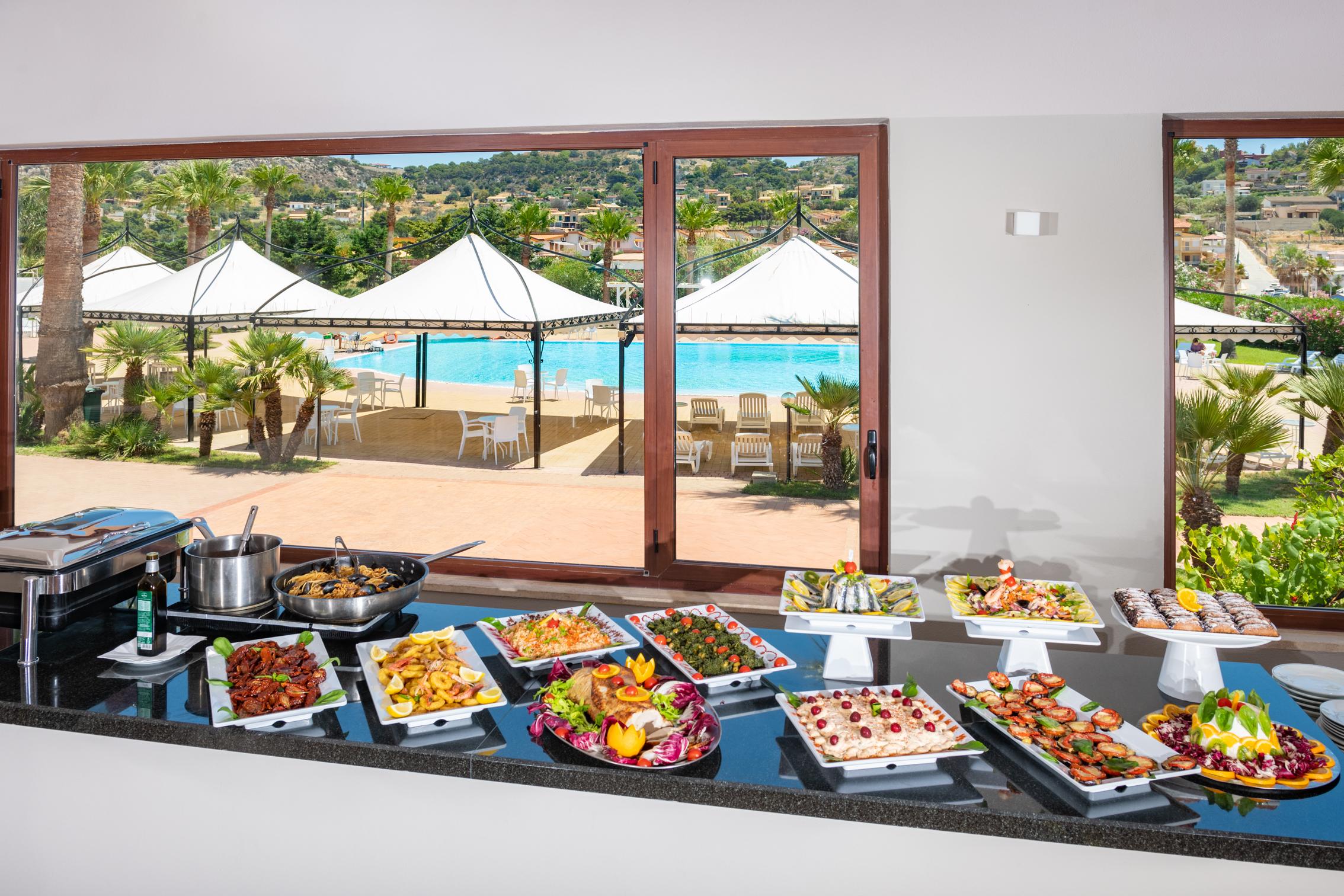 Baia D'oro Hotel 4*