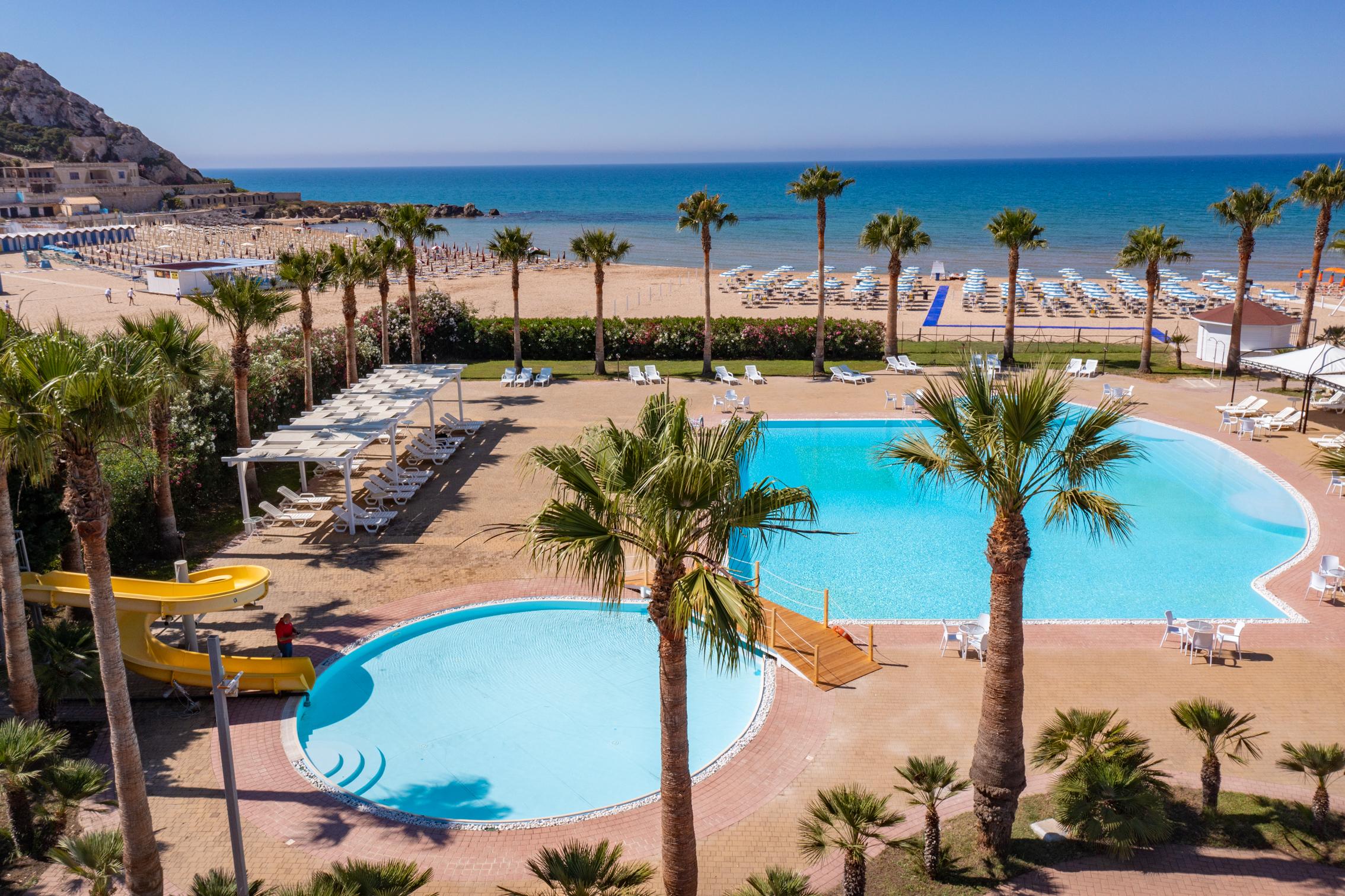 Baia D'oro Hotel 4*